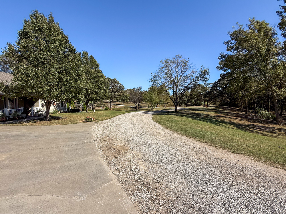Large Home on Acreage near Pawhuska