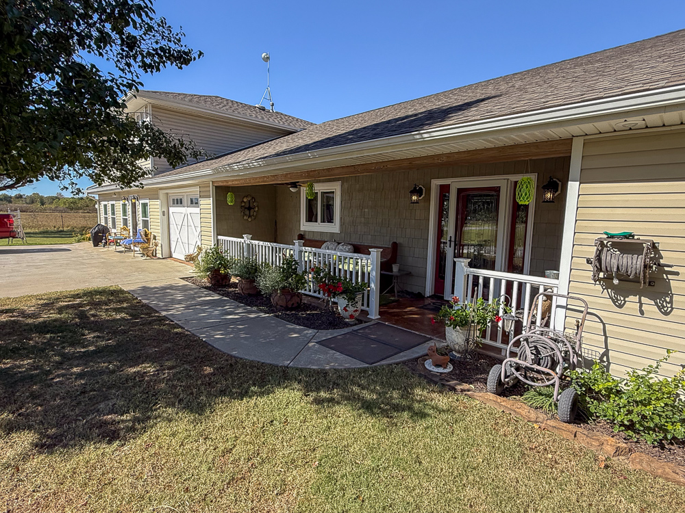 Large Home on Acreage near Pawhuska