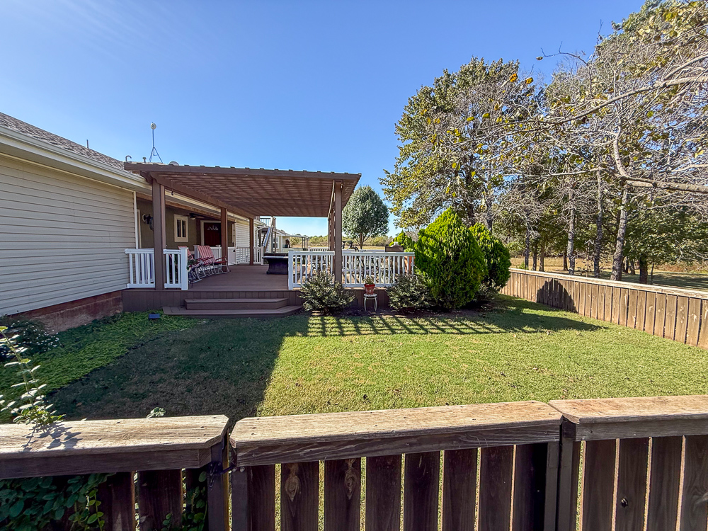 Large Home on Acreage near Pawhuska