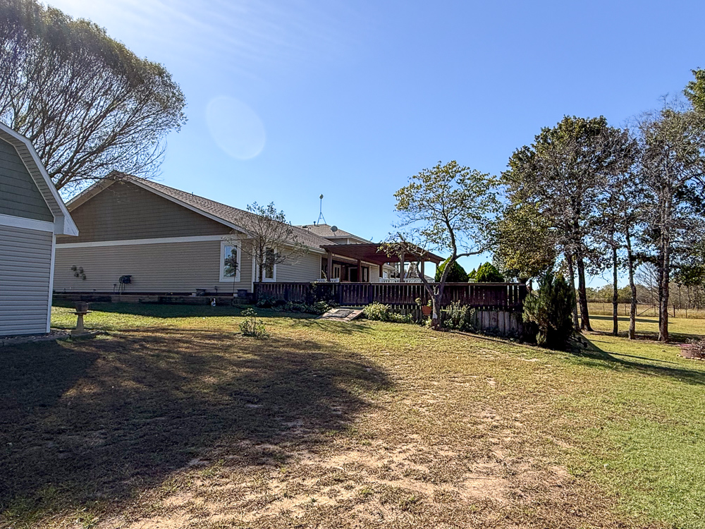 Large Home on Acreage near Pawhuska