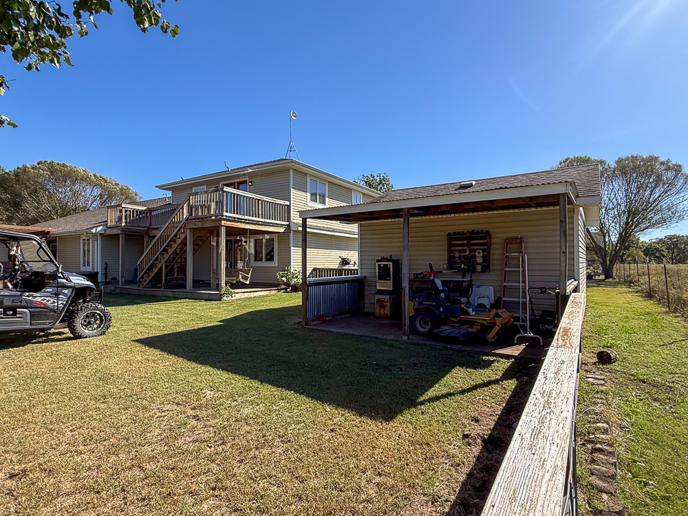 Large Home on Acreage near Pawhuska