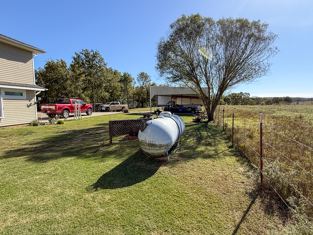 Large Home on Acreage near Pawhuska
