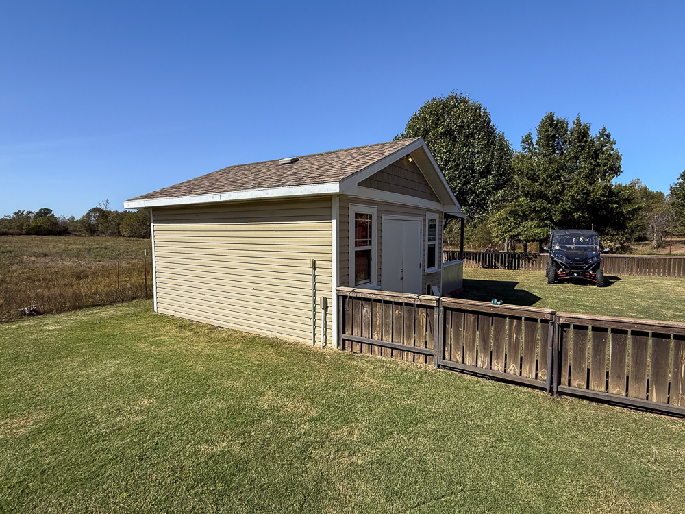 Large Home on Acreage near Pawhuska