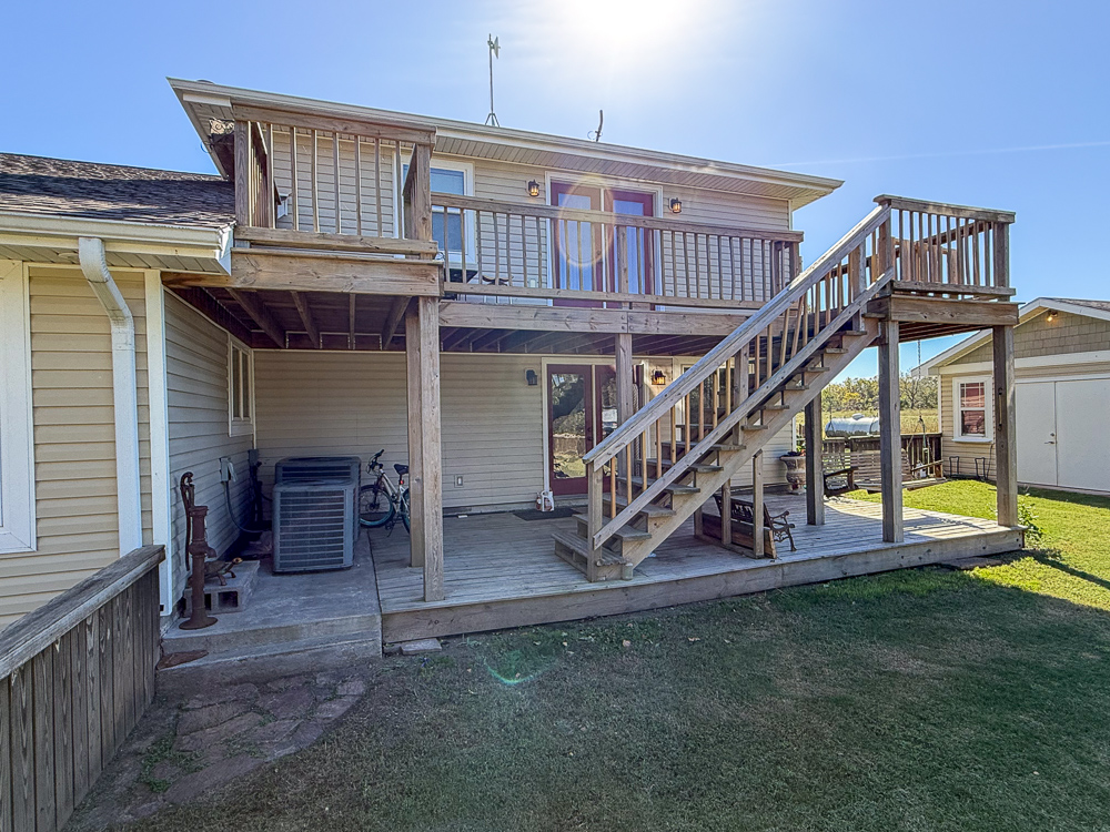 Large Home on Acreage near Pawhuska
