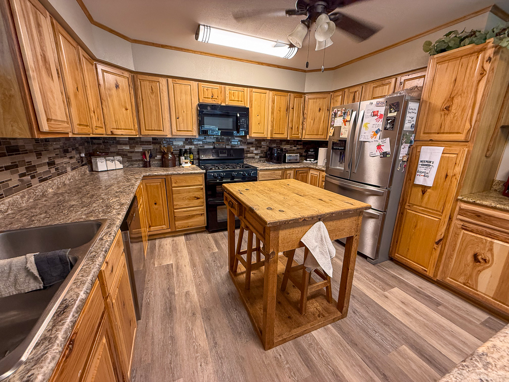 Large Home on Acreage near Pawhuska