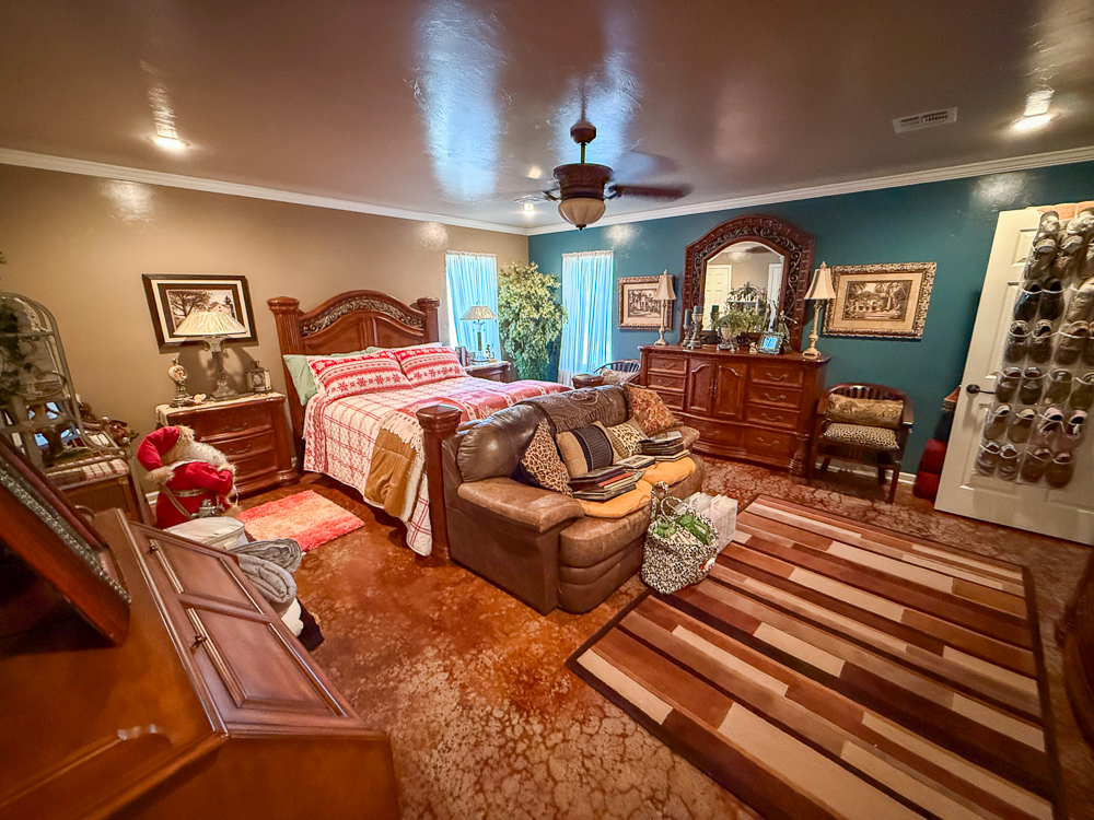 Large Home on Acreage near Pawhuska