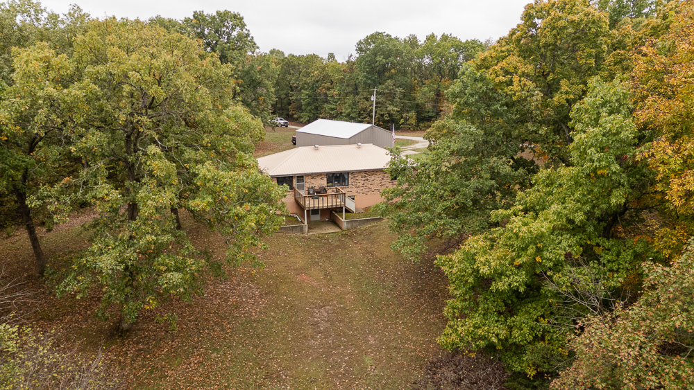 A Hunters Paradise in Saint Clair County