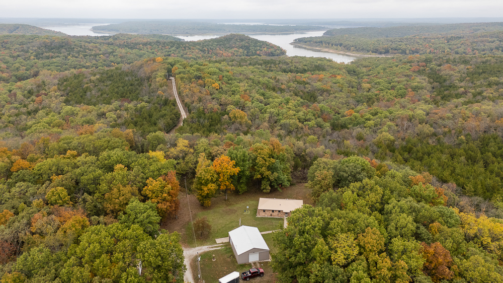 A Hunters Paradise in Saint Clair County