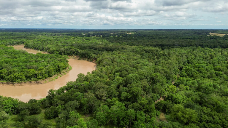Amazing Hunting & Recreational Ground with Trinity River Access